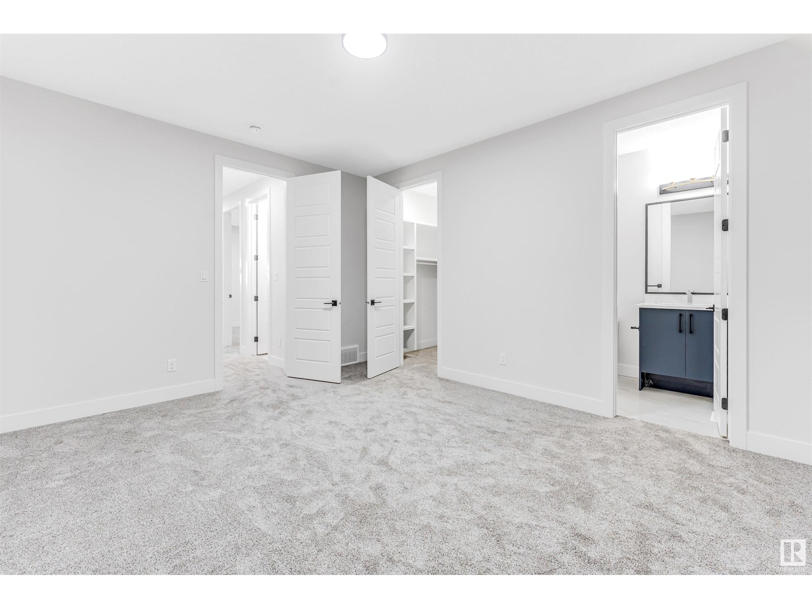 Photo 30 of 8414 228 A St Nw, Edmonton AB