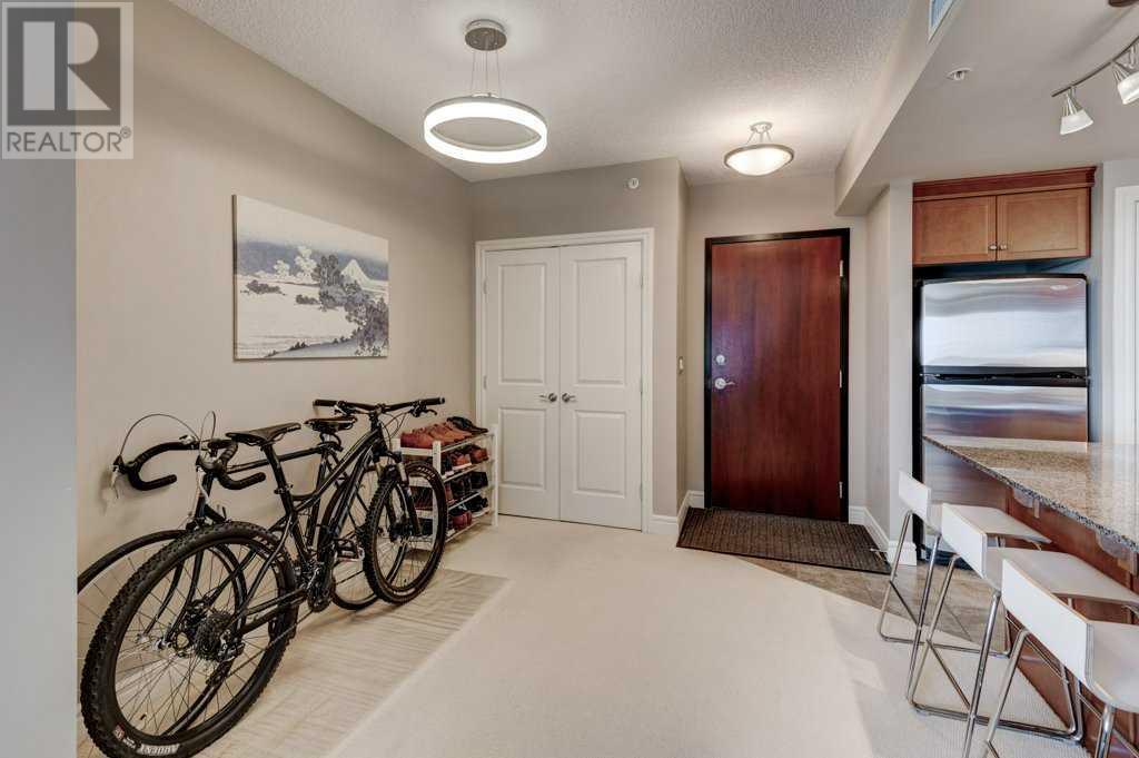 Photo 7 of 1102 910 5 Avenue Sw, Calgary AB