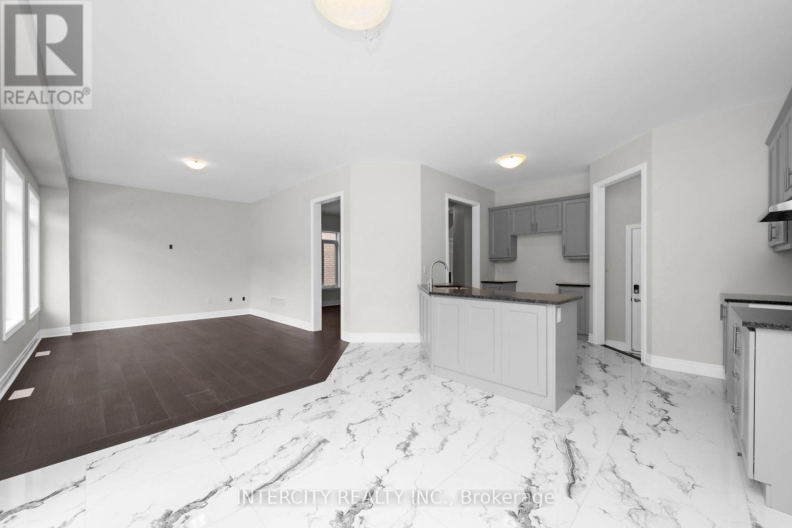 Photo 10 of 20 Kessler Drive, Brampton ON