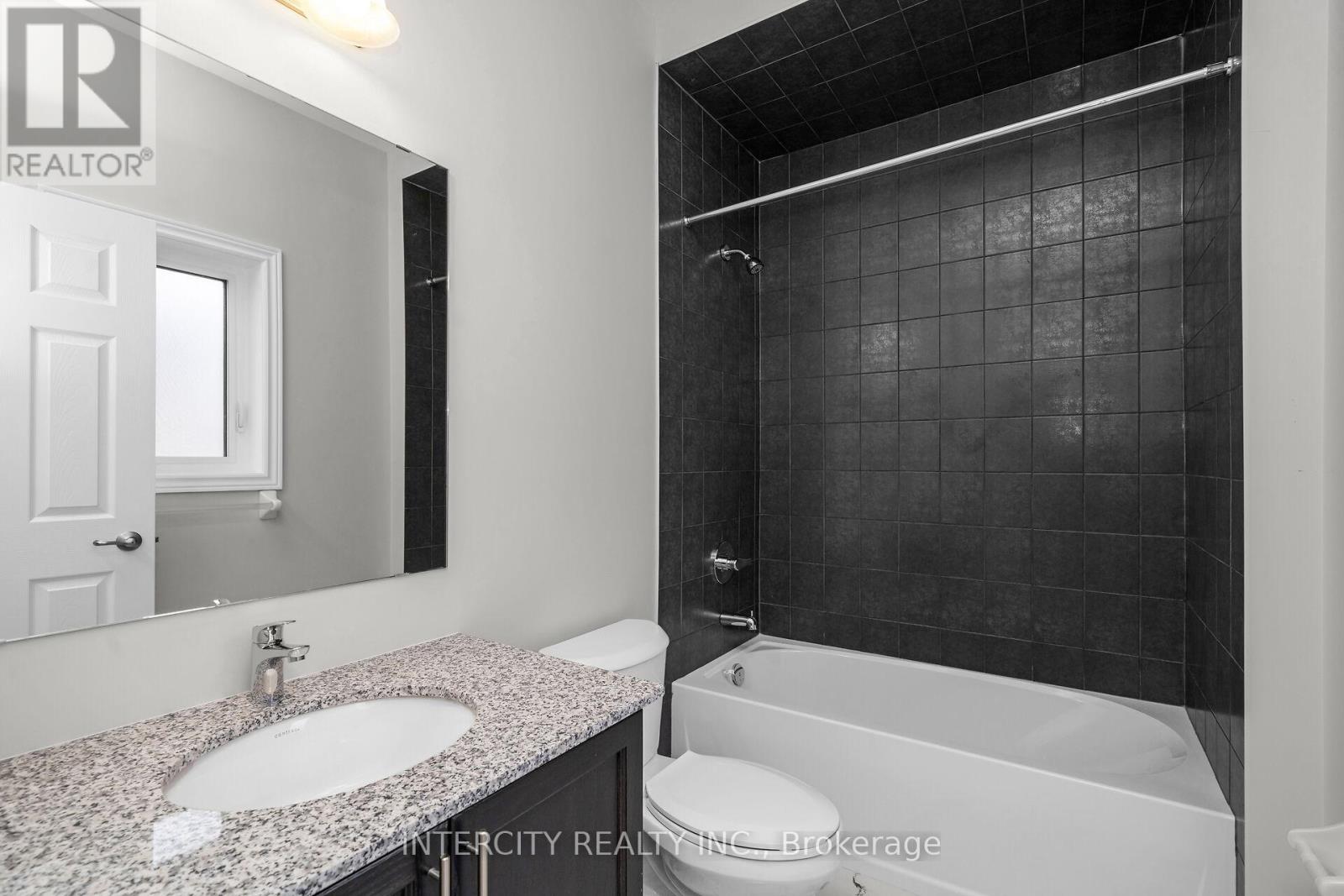 Photo 19 of 20 Kessler Drive, Brampton ON