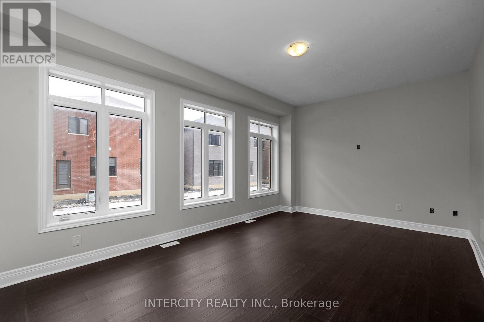 Photo 17 of 20 Kessler Drive, Brampton ON
