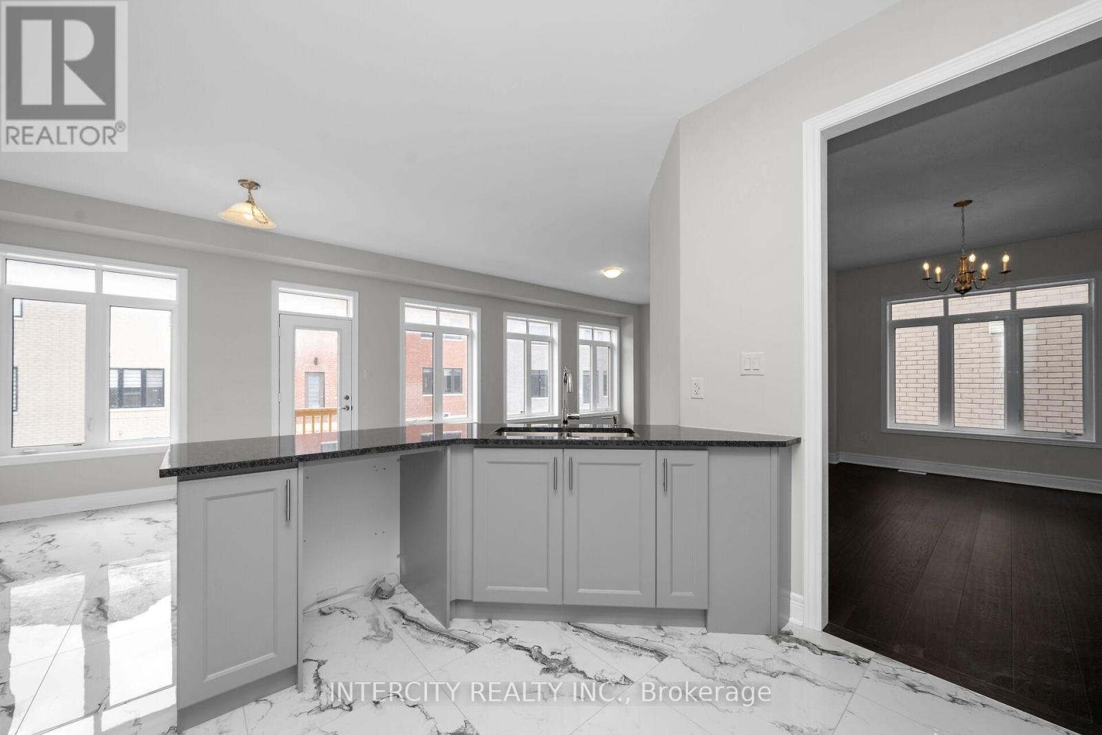 Photo 16 of 20 Kessler Drive, Brampton ON