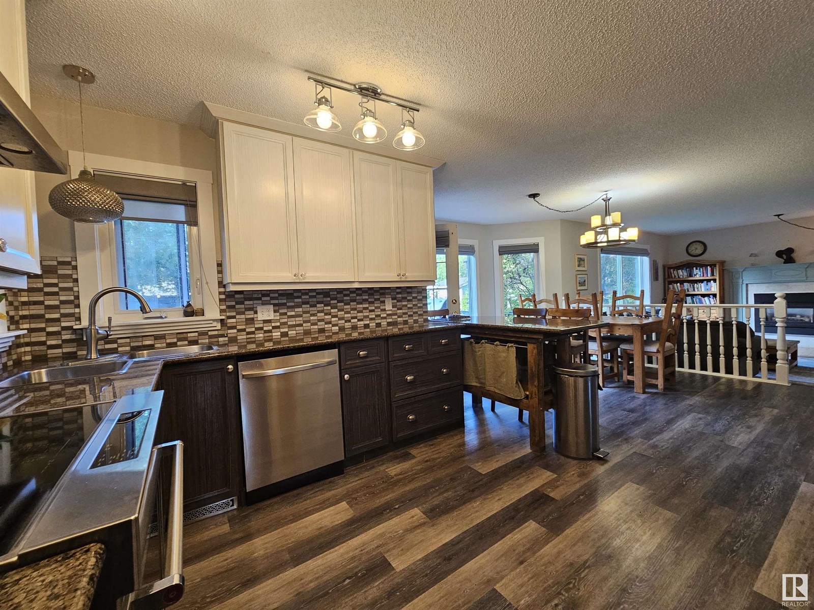 122 GLENCOE BV, Sherwood Park