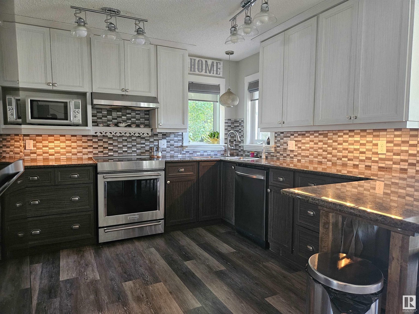 122 GLENCOE BV, Sherwood Park