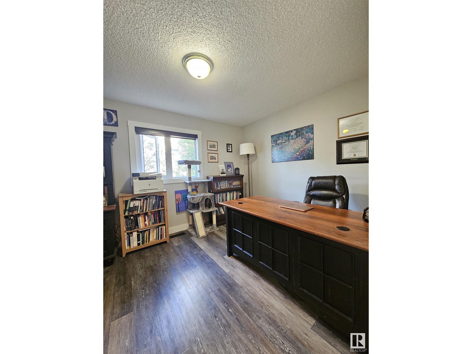 122 GLENCOE BV, Sherwood Park