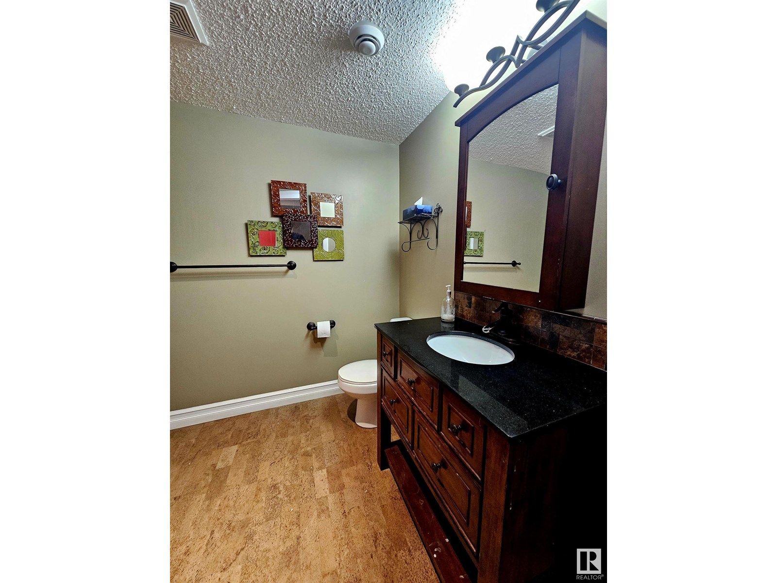 122 GLENCOE BV, Sherwood Park