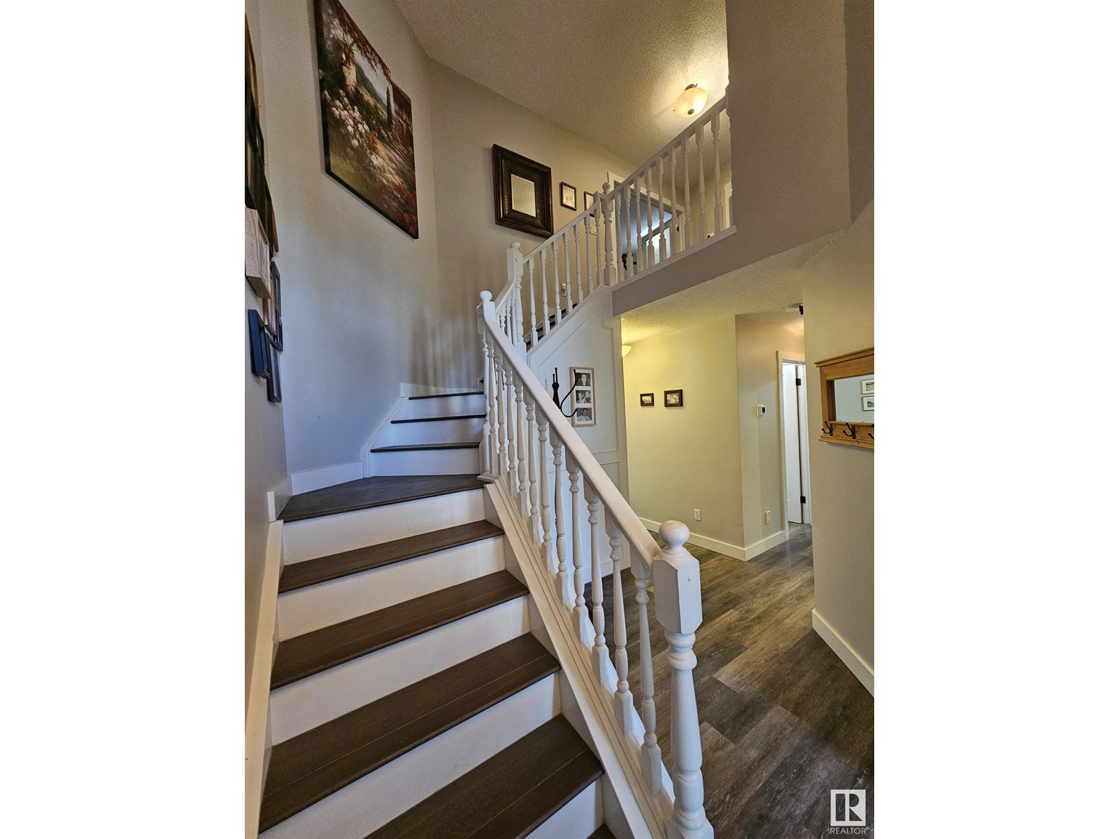 122 GLENCOE BV, Sherwood Park