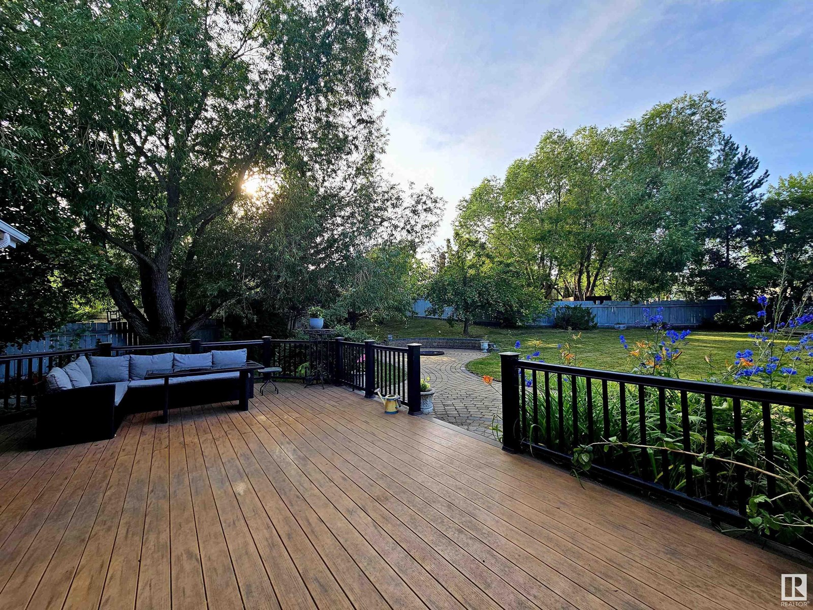 122 GLENCOE BV, Sherwood Park