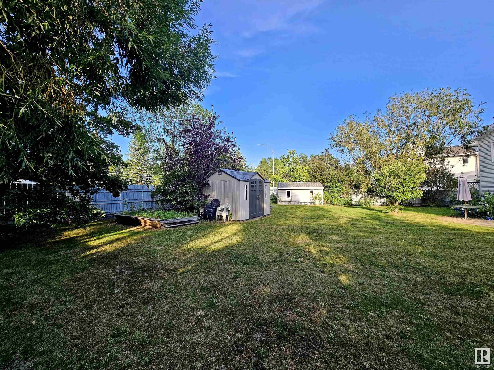 122 GLENCOE BV, Sherwood Park