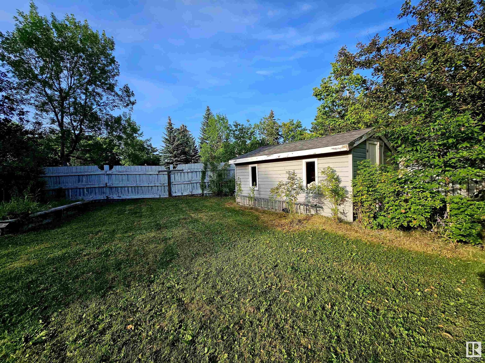 122 GLENCOE BV, Sherwood Park