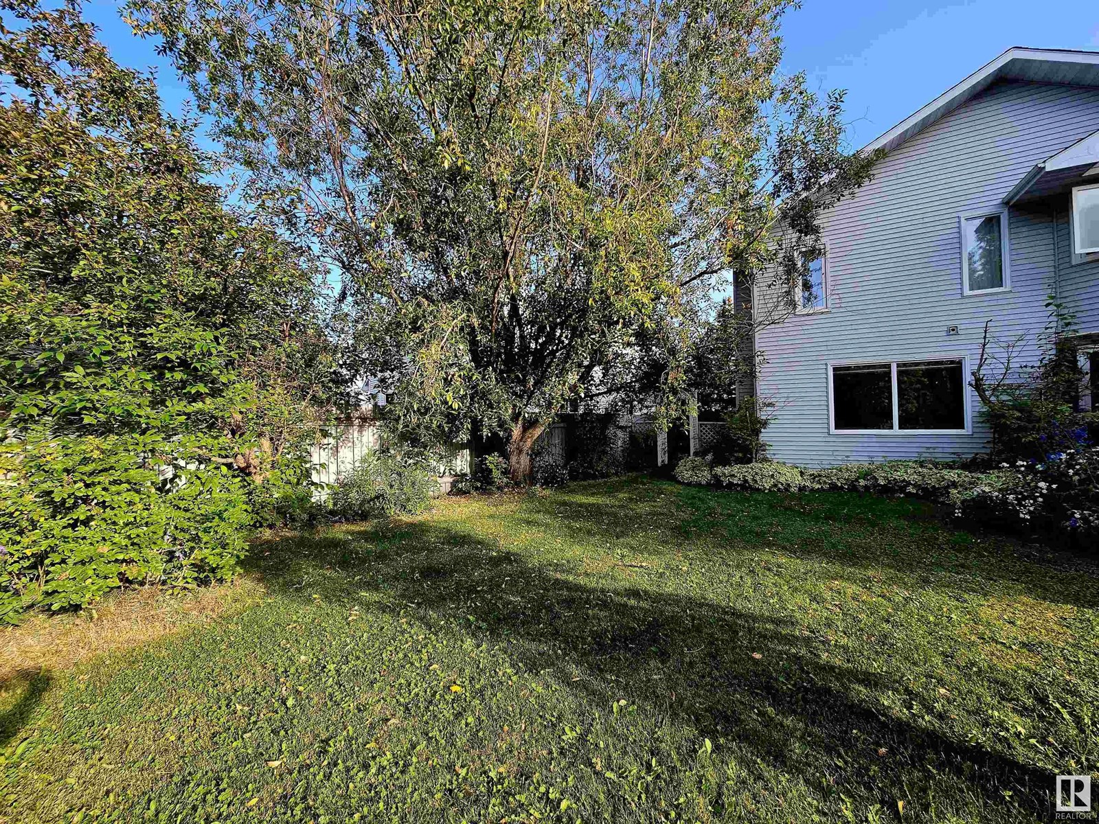 122 GLENCOE BV, Sherwood Park