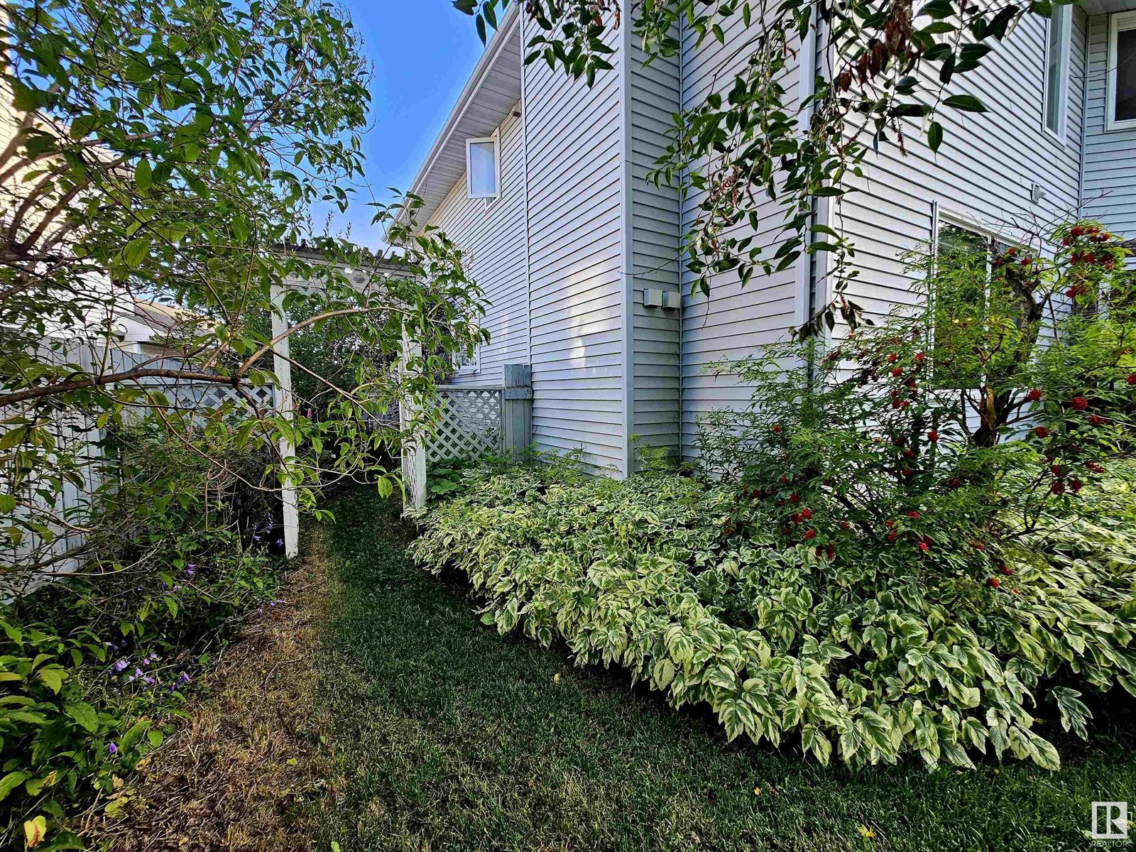 122 GLENCOE BV, Sherwood Park