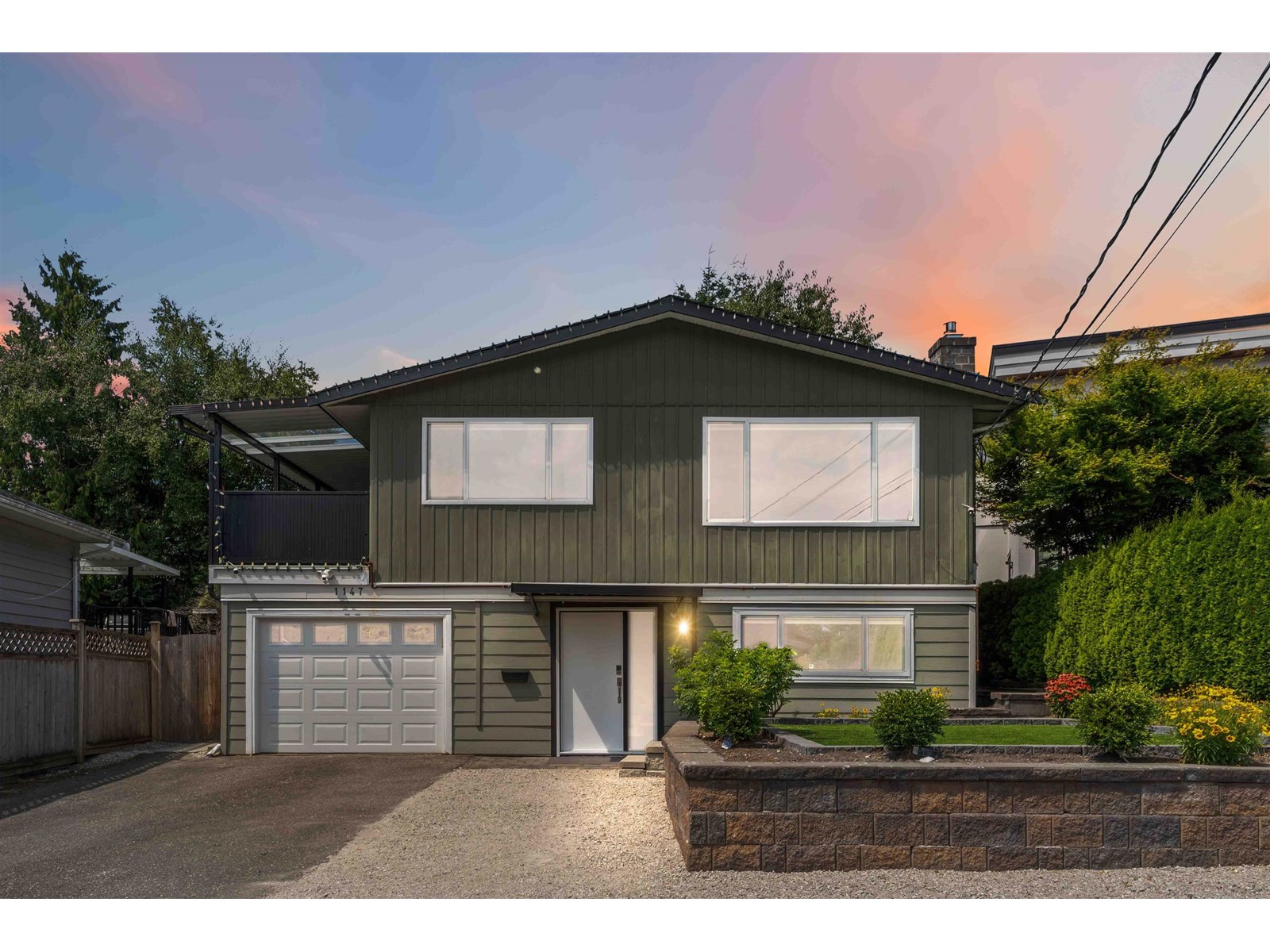 Photo 3 of 1147 Keil Crescent, White Rock BC