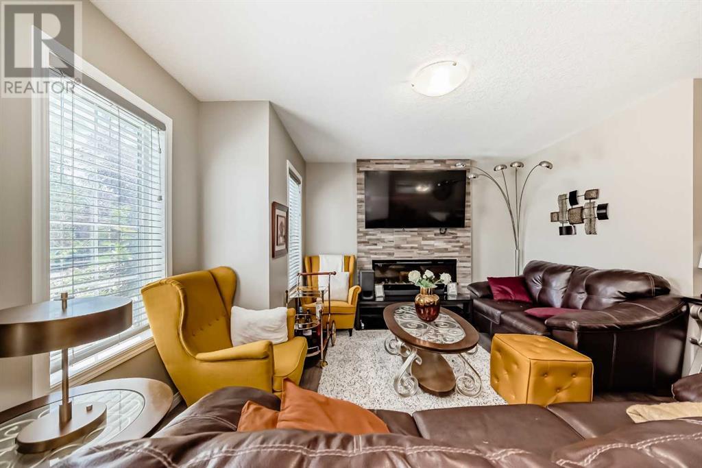 Single Family House for Sale in  Yorkville Avenue SW Yorkville Calgary 