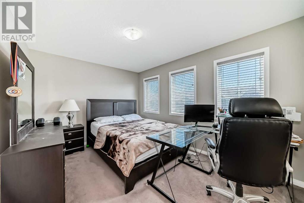 Single Family House for Sale in  Yorkville Avenue SW Yorkville Calgary 