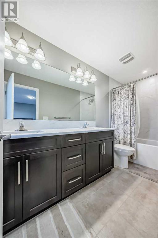 Single Family House for Sale in  Yorkville Avenue SW Yorkville Calgary 