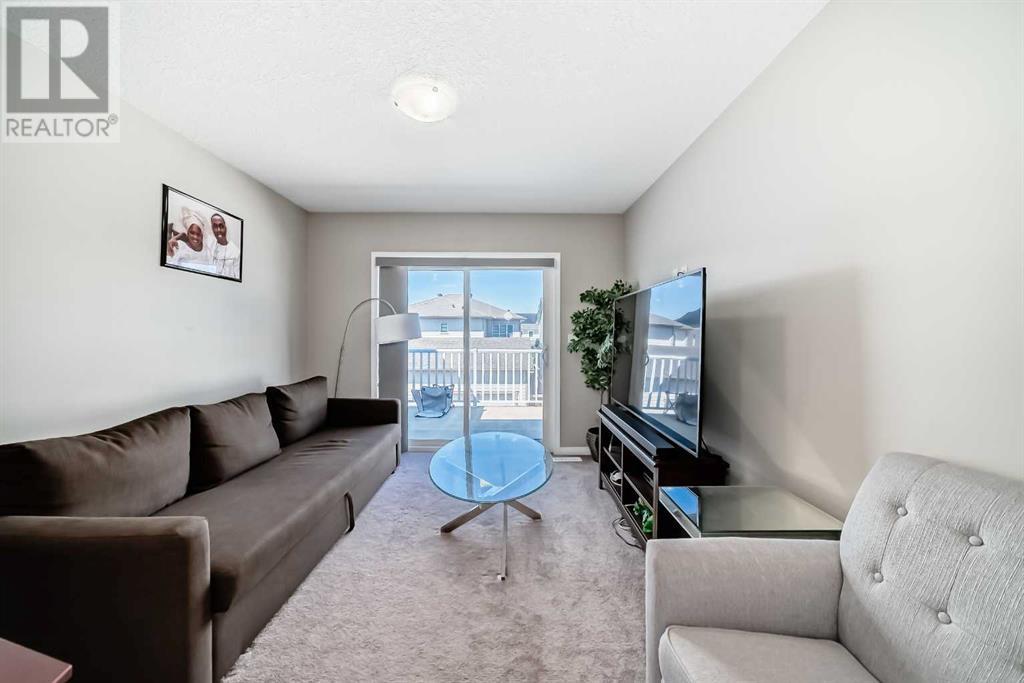Single Family House for Sale in  Yorkville Avenue SW Yorkville Calgary 
