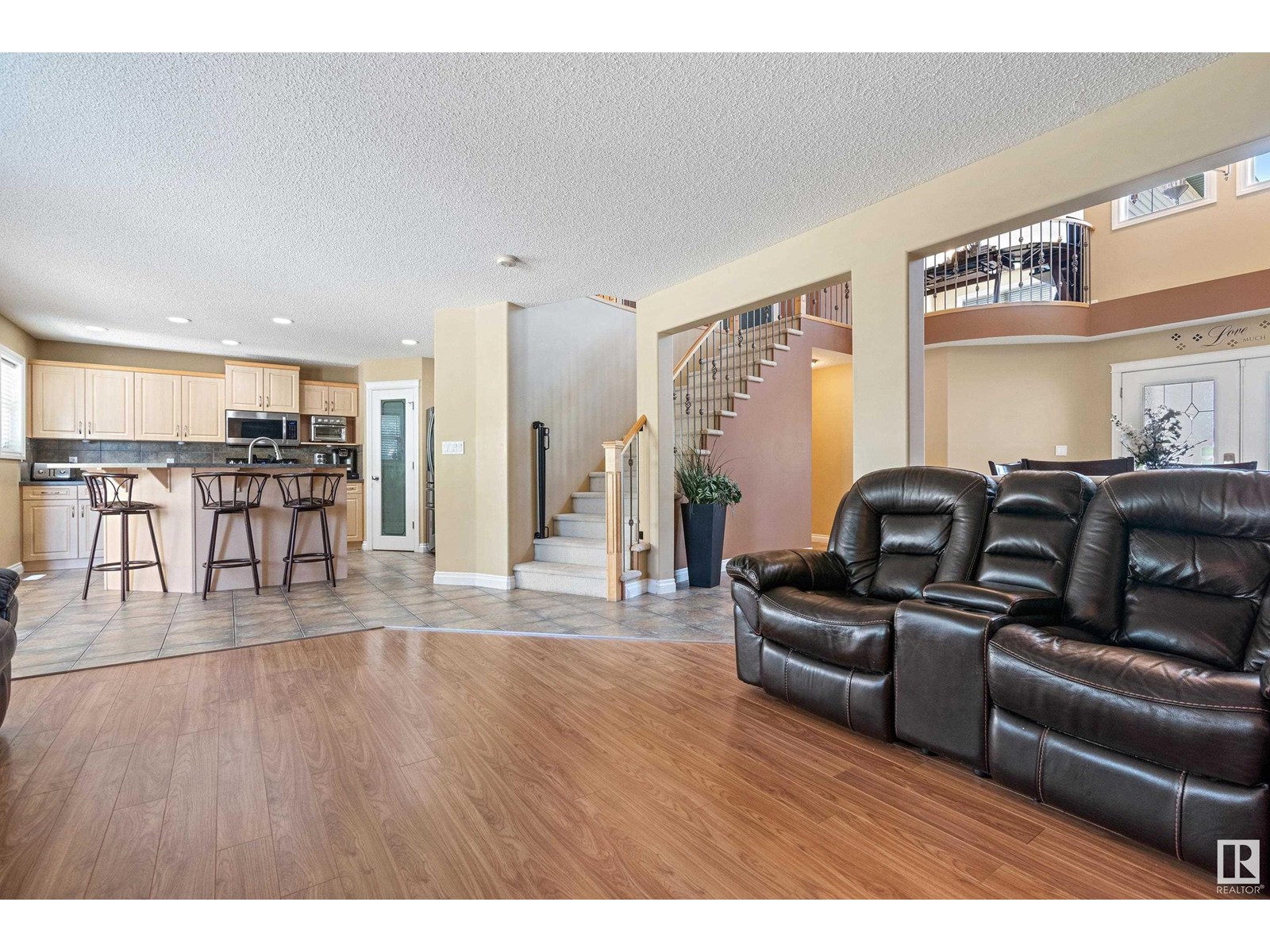 Photo 20 of 356 Calderon Cr Nw Nw, Edmonton AB