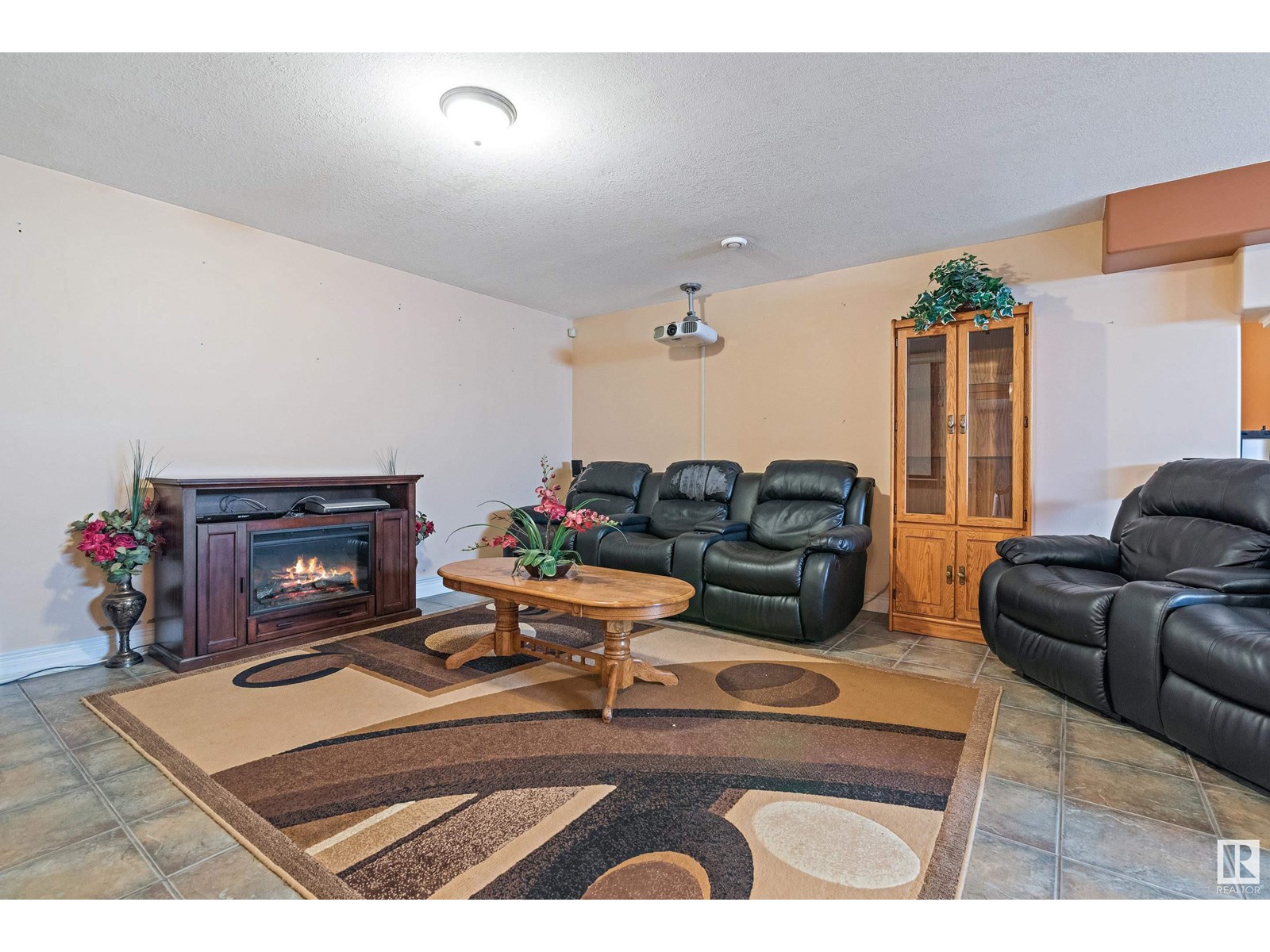 Photo 44 of 356 Calderon Cr Nw Nw, Edmonton AB