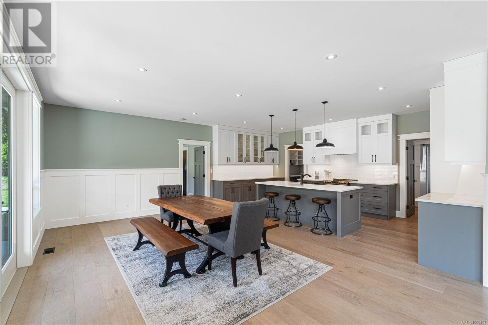 Photo 24 of 1227 Burbank Rd, Qualicum Beach BC