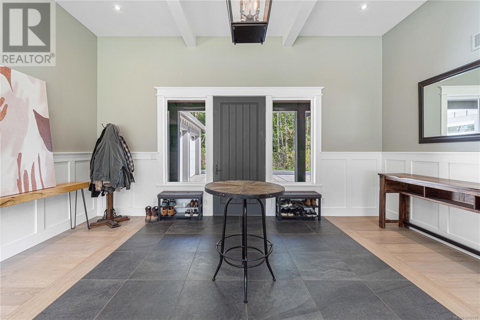 Photo 7 of 1227 Burbank Rd, Qualicum Beach BC