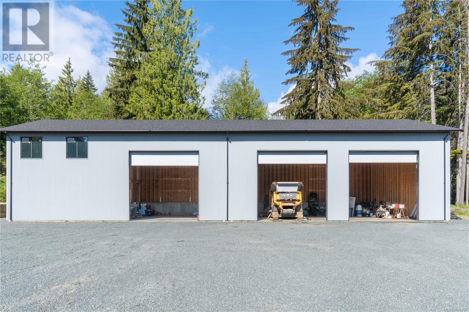 Photo 72 of 1227 Burbank Rd, Qualicum Beach BC