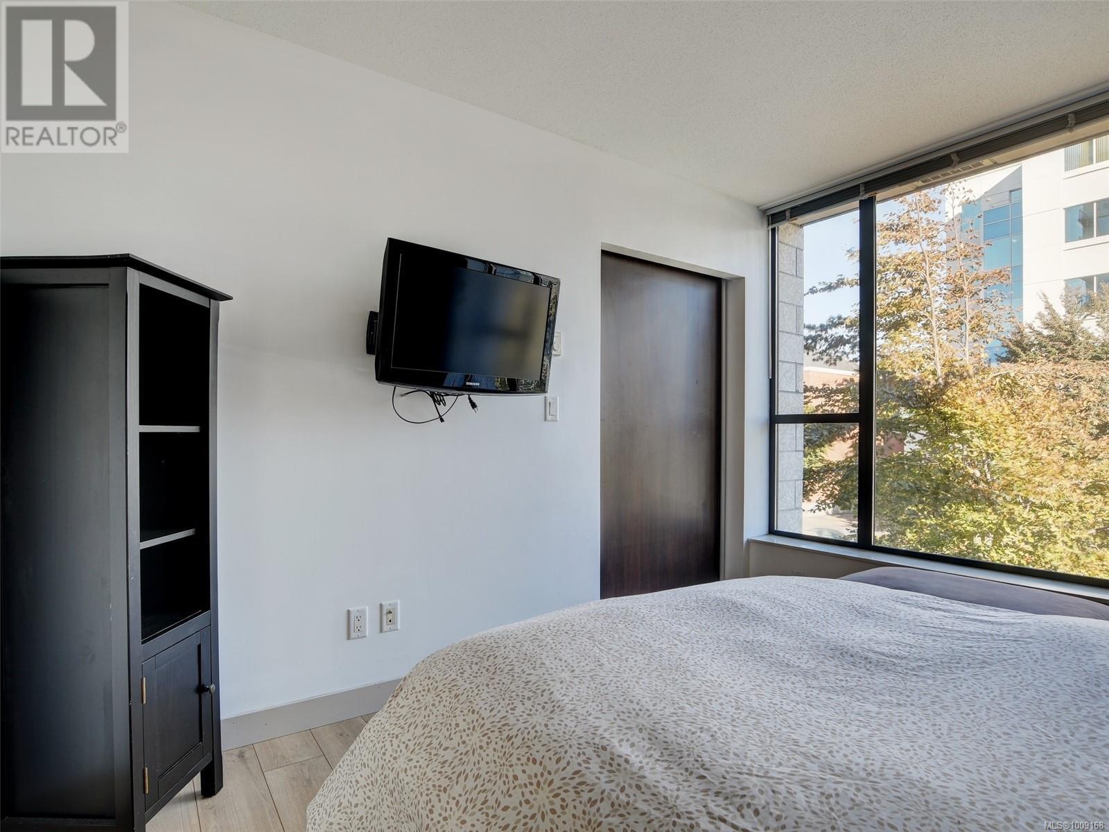 Photo 18 of 212 760 Johnson St, Victoria BC