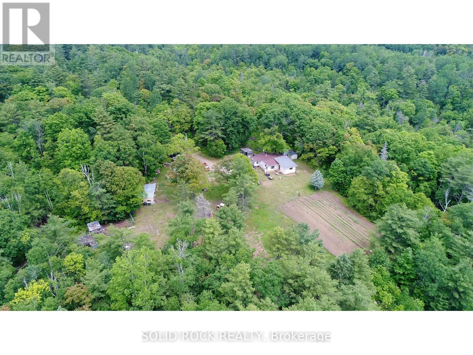 Photo 26 of 1535 French Line Road, Lanark Highlands ON