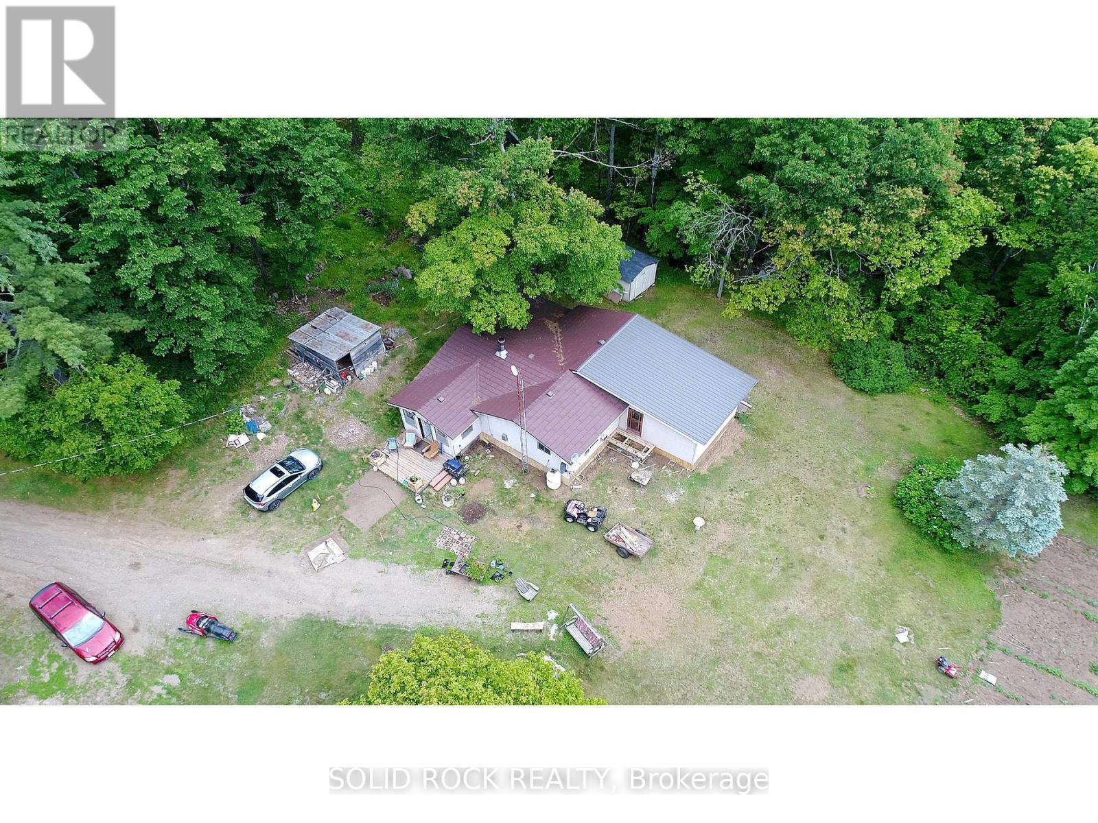 Photo 15 of 1535 French Line Road, Lanark Highlands ON