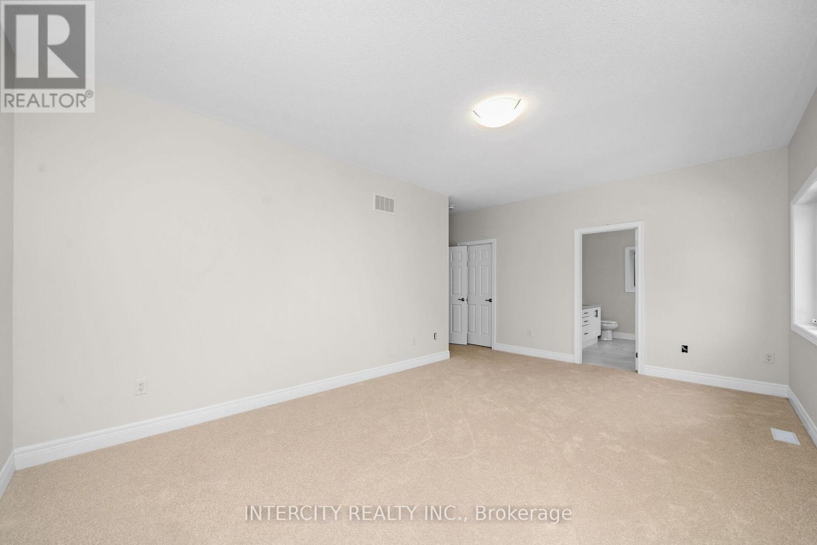 Photo 23 of 60 Claremont Drive, Brampton ON