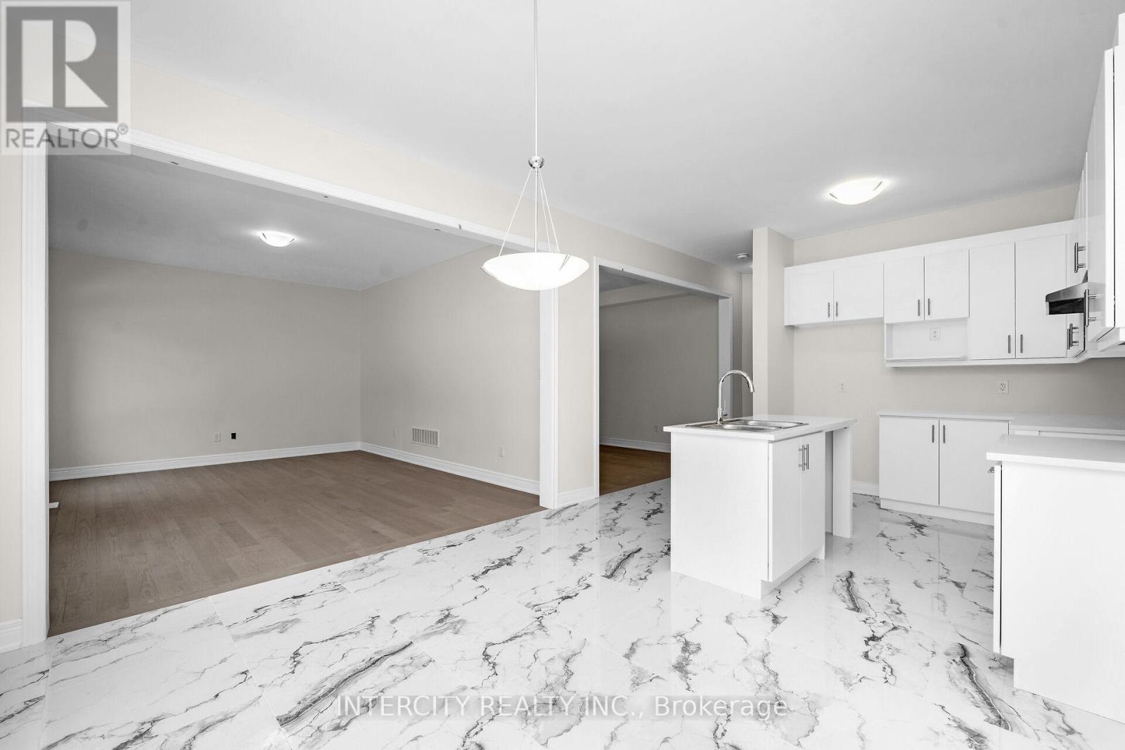 Photo 6 of 60 Claremont Drive, Brampton ON
