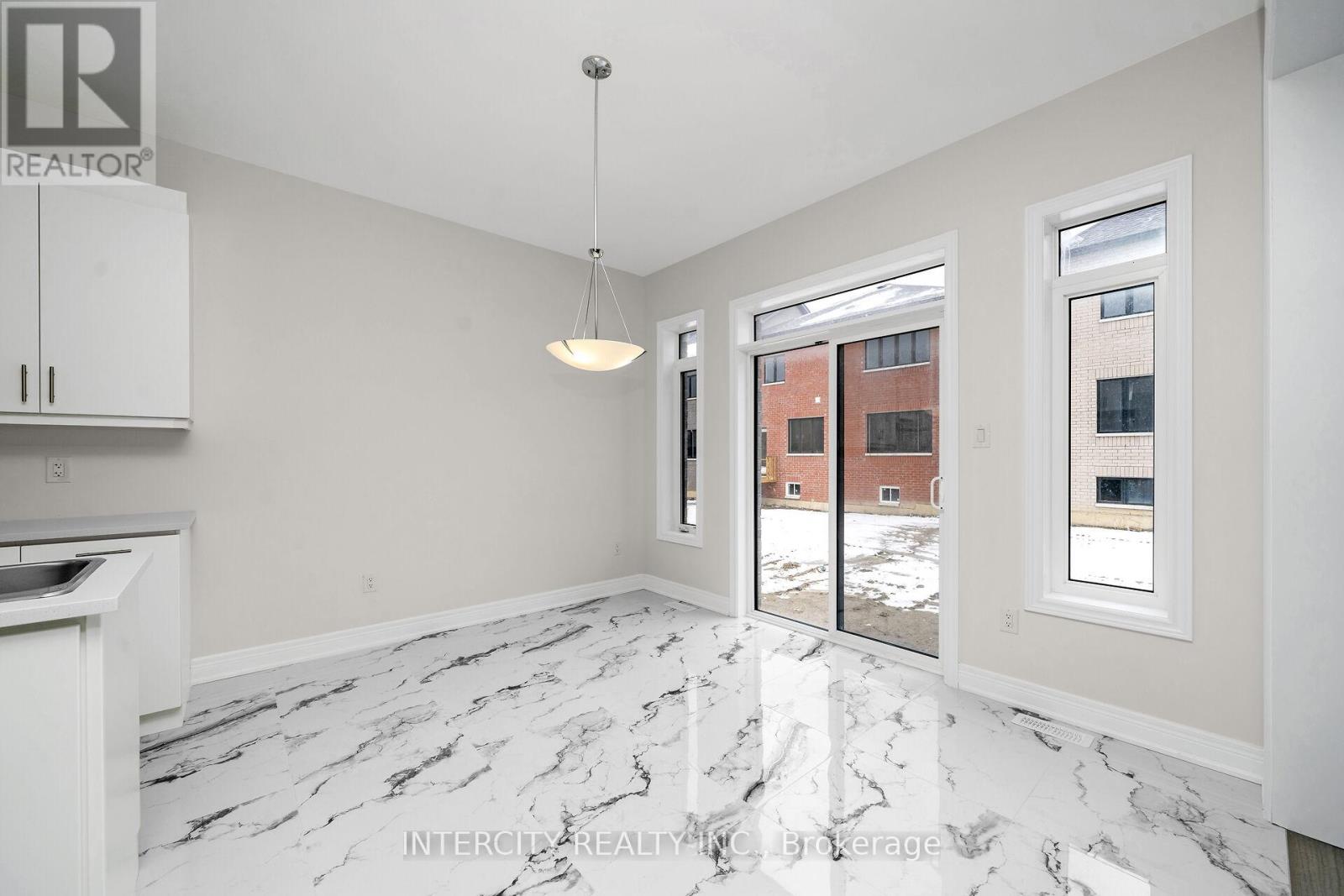 Photo 12 of 60 Claremont Drive, Brampton ON