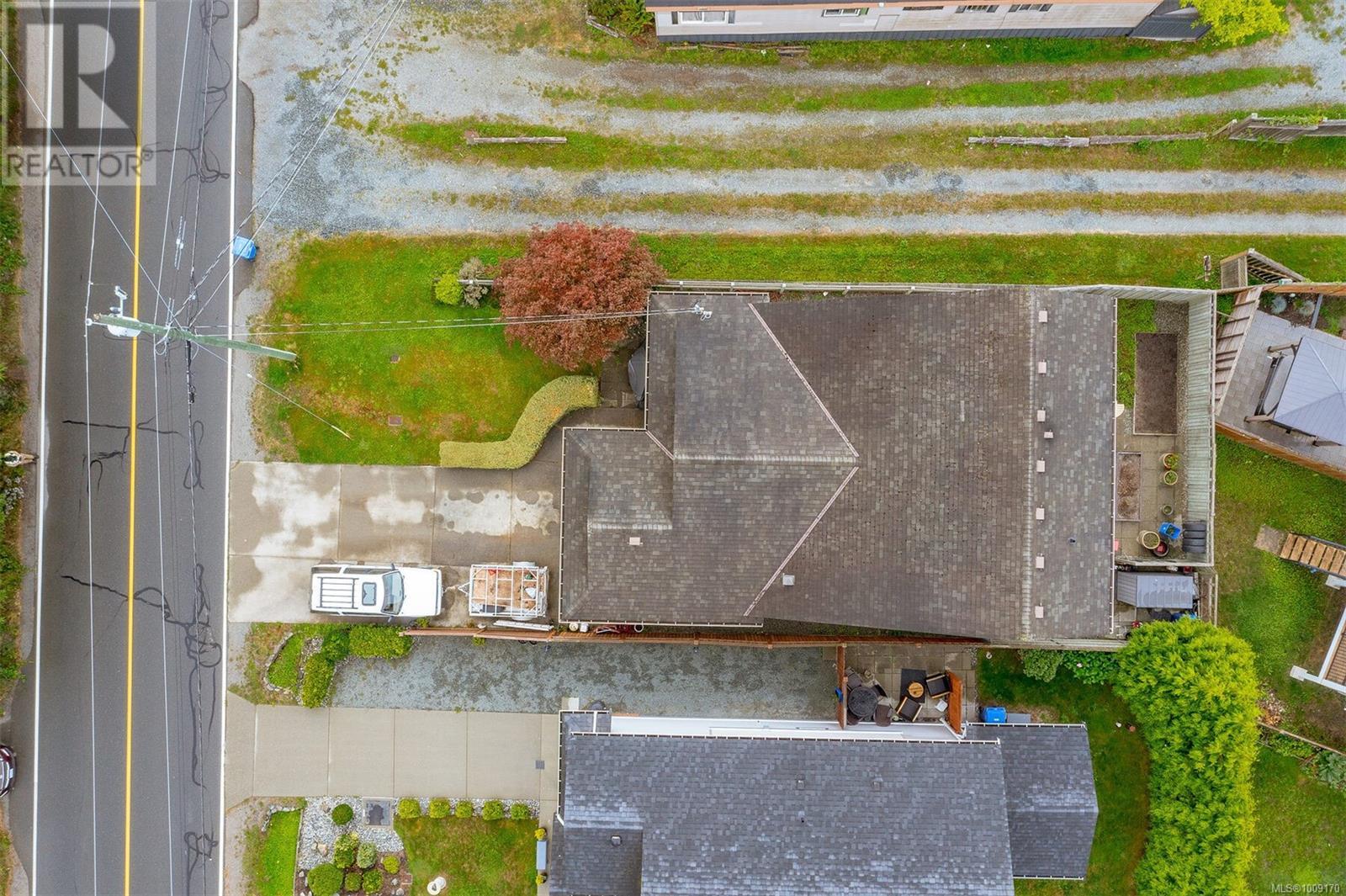 Photo 9 of 1914 Maple Ave S, Sooke BC