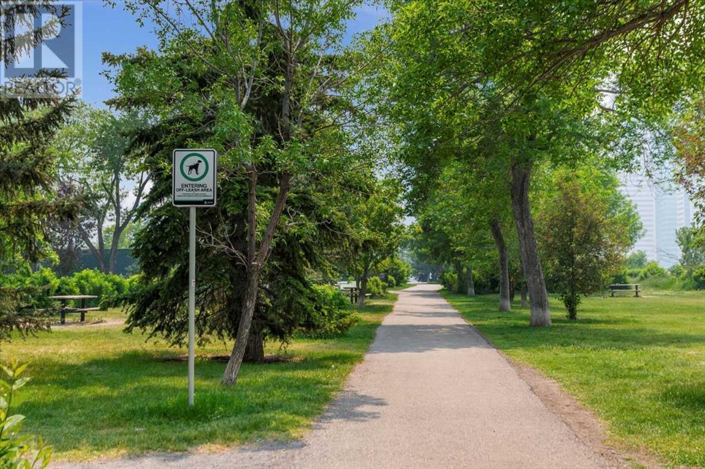 Photo 33 of 221 5 Avenue Ne, Calgary AB
