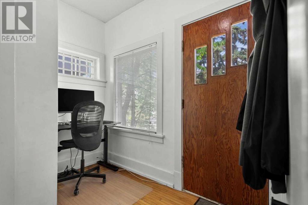 Photo 11 of 221 5 Avenue Ne, Calgary AB