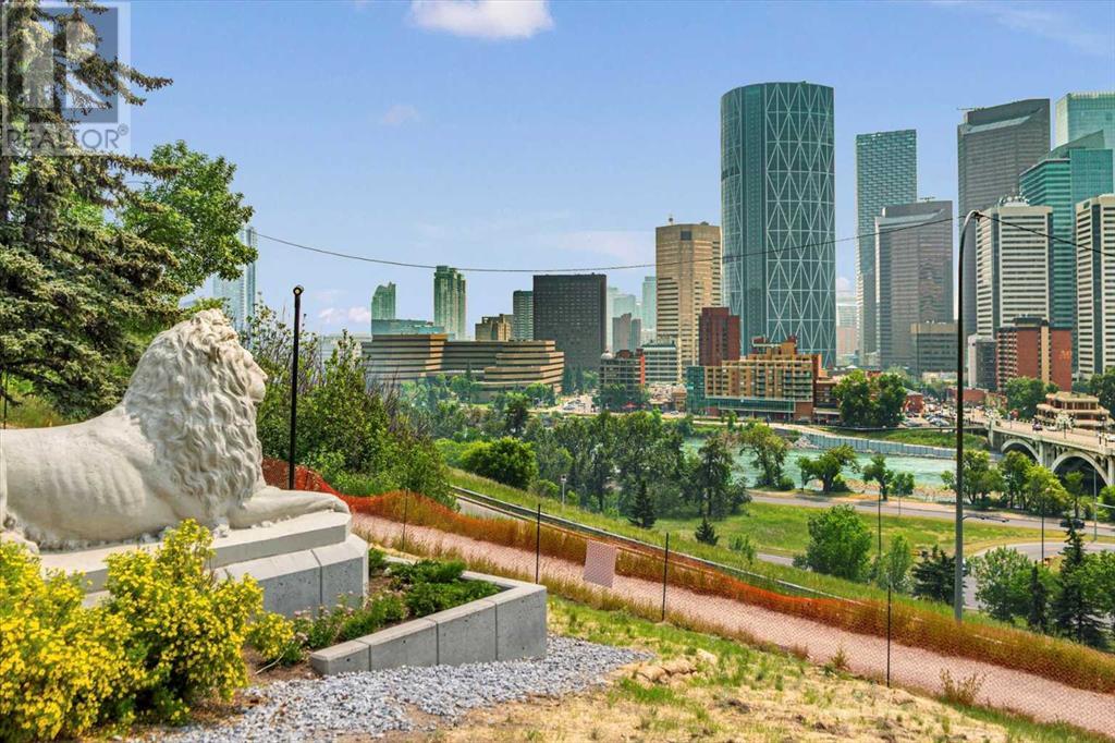 Photo 6 of 221 5 Avenue Ne, Calgary AB
