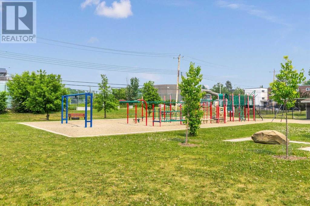 Photo 32 of 221 5 Avenue Ne, Calgary AB