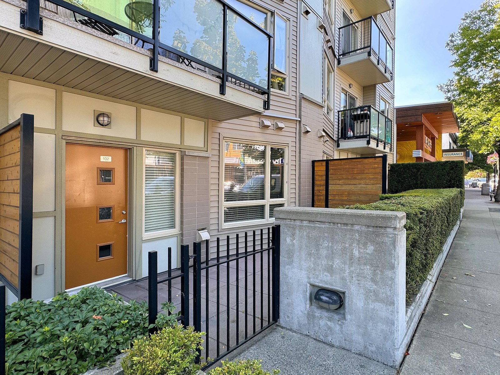 Photo 1 of 102 20460 Douglas Crescent, Langley BC