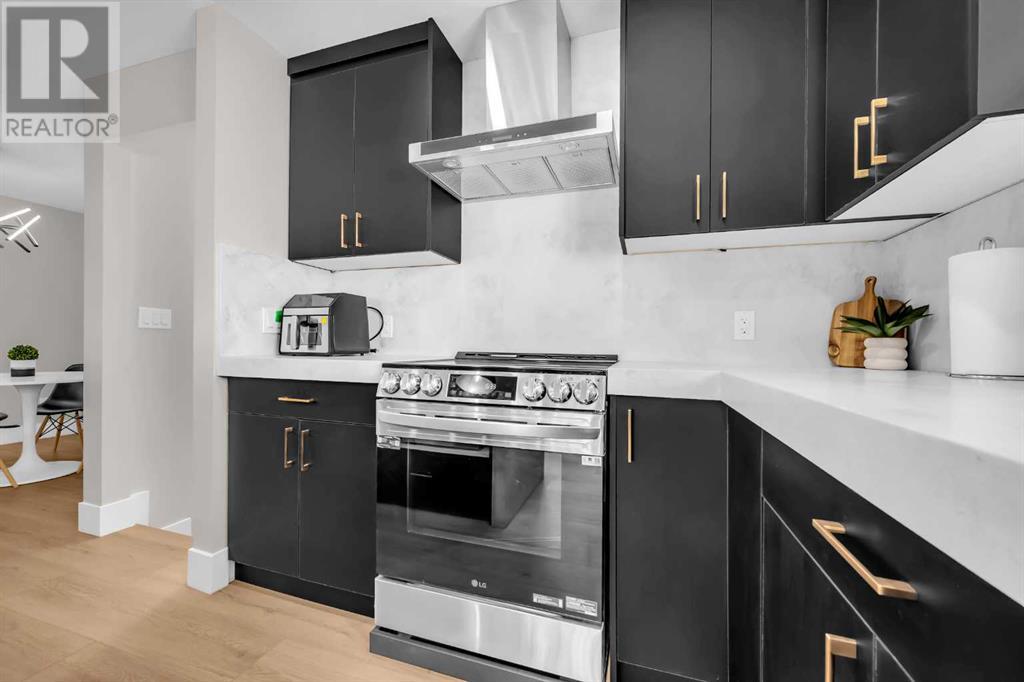 Photo 14 of 9819 2 Street Se, Calgary AB