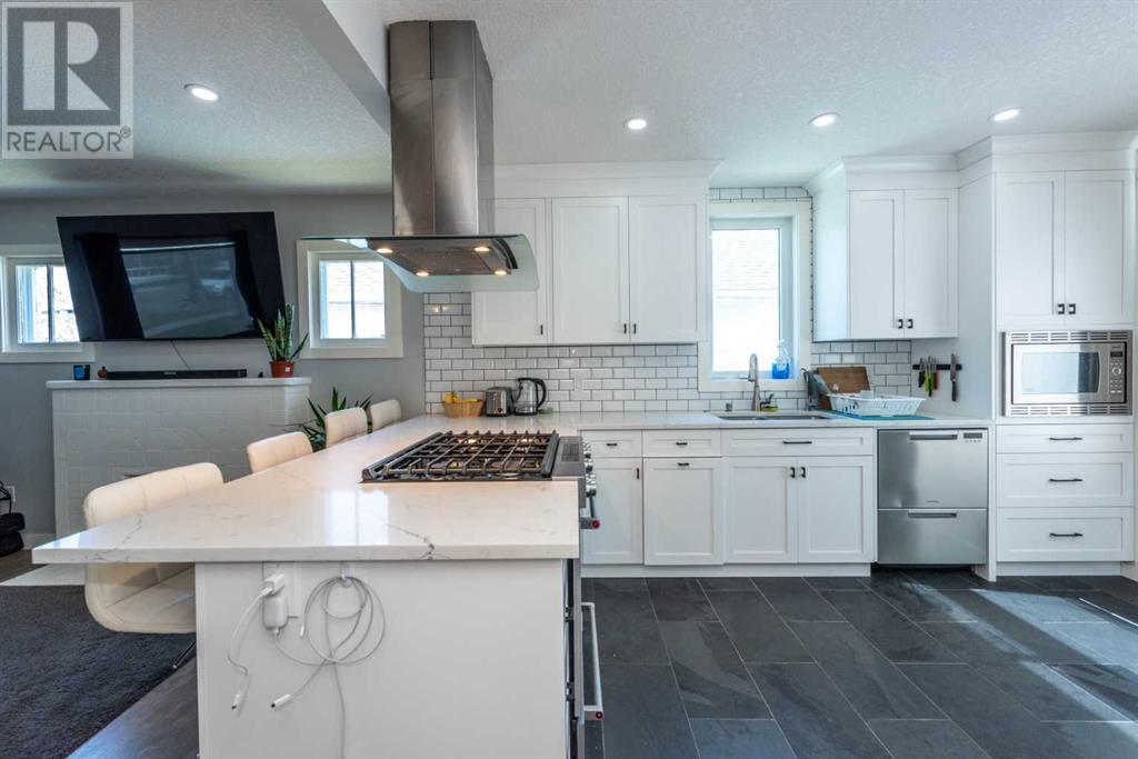 Photo 13 of 219 15 Avenue Ne, Calgary AB