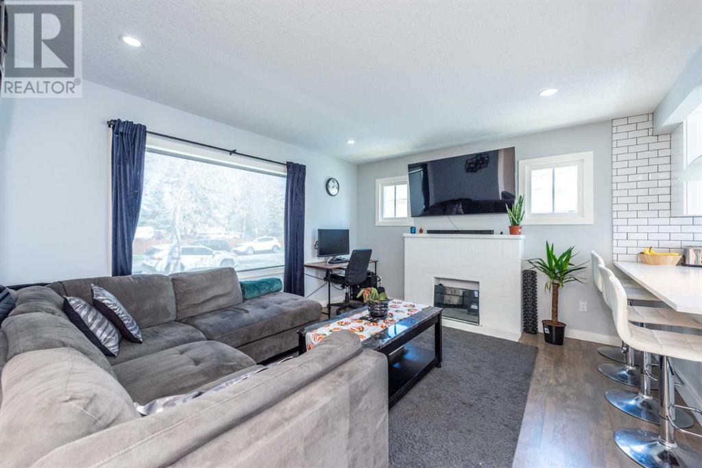 Photo 8 of 219 15 Avenue Ne, Calgary AB