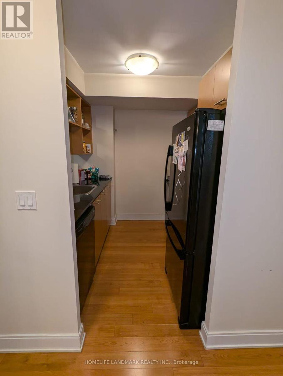 Photo 4 of 2021 135 Village Green Square, Toronto ON
