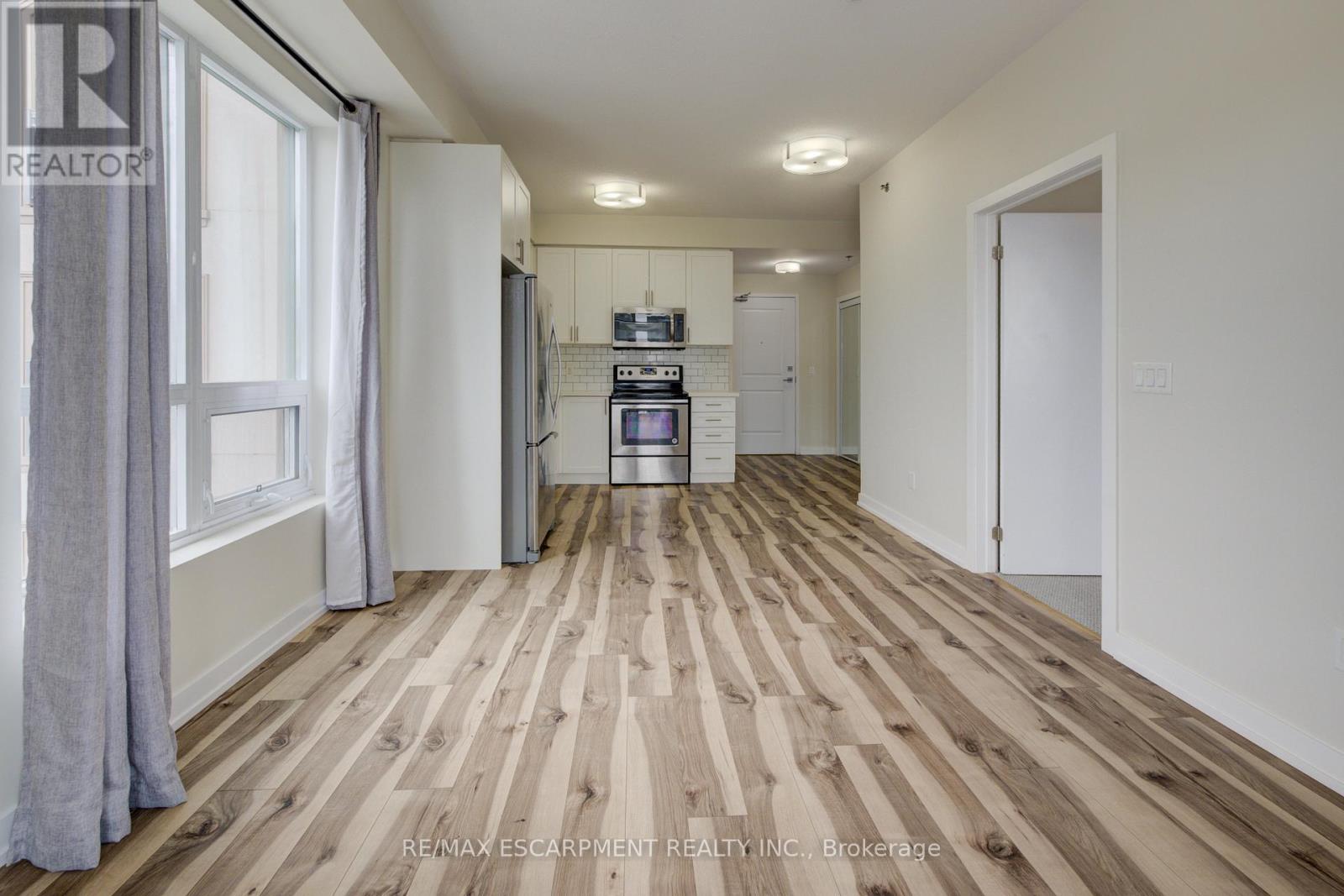 Photo 14 of 720 2486 Old Bronte Road, Oakville ON