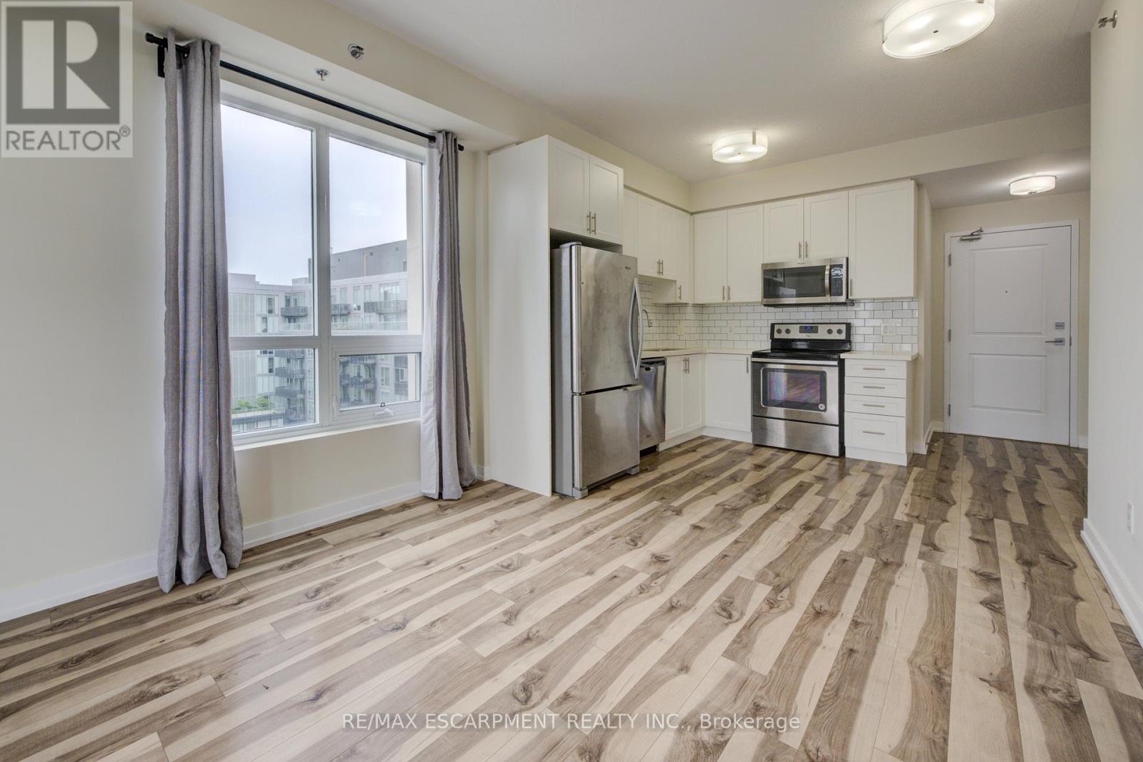 Photo 15 of 720 2486 Old Bronte Road, Oakville ON