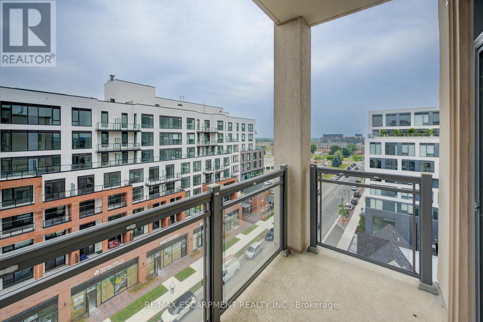 Photo 23 of 720 2486 Old Bronte Road, Oakville ON