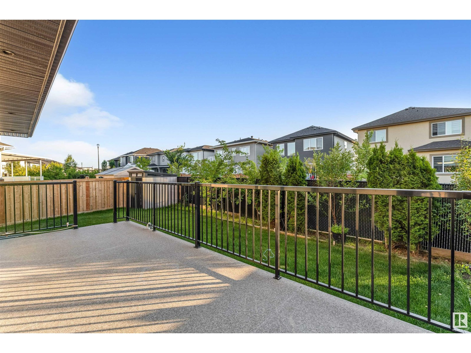 Photo 10 of 1935 19 Av Nw, Edmonton AB