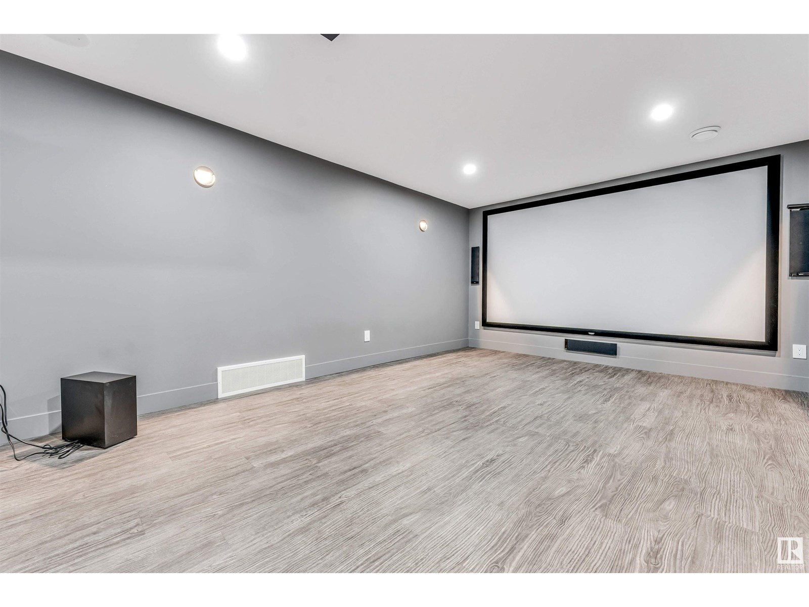 Photo 62 of 1935 19 Av Nw, Edmonton AB