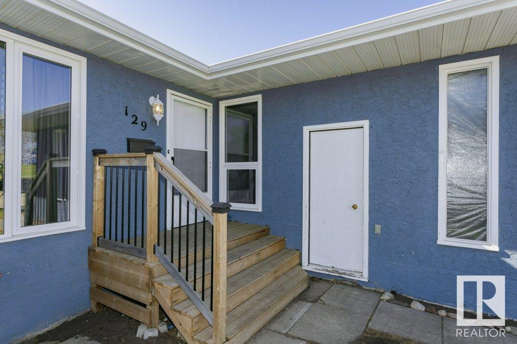 Photo 4 of 129 Diamond Dr, Millet AB