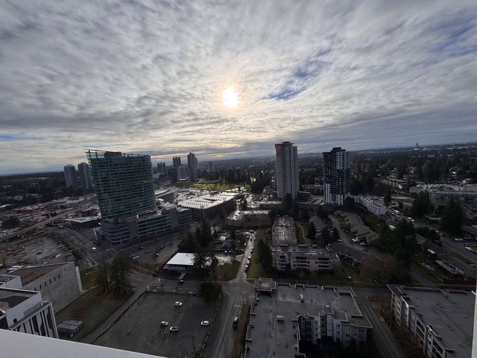 Photo 18 of 2910 13350 Central Avenue, Surrey BC