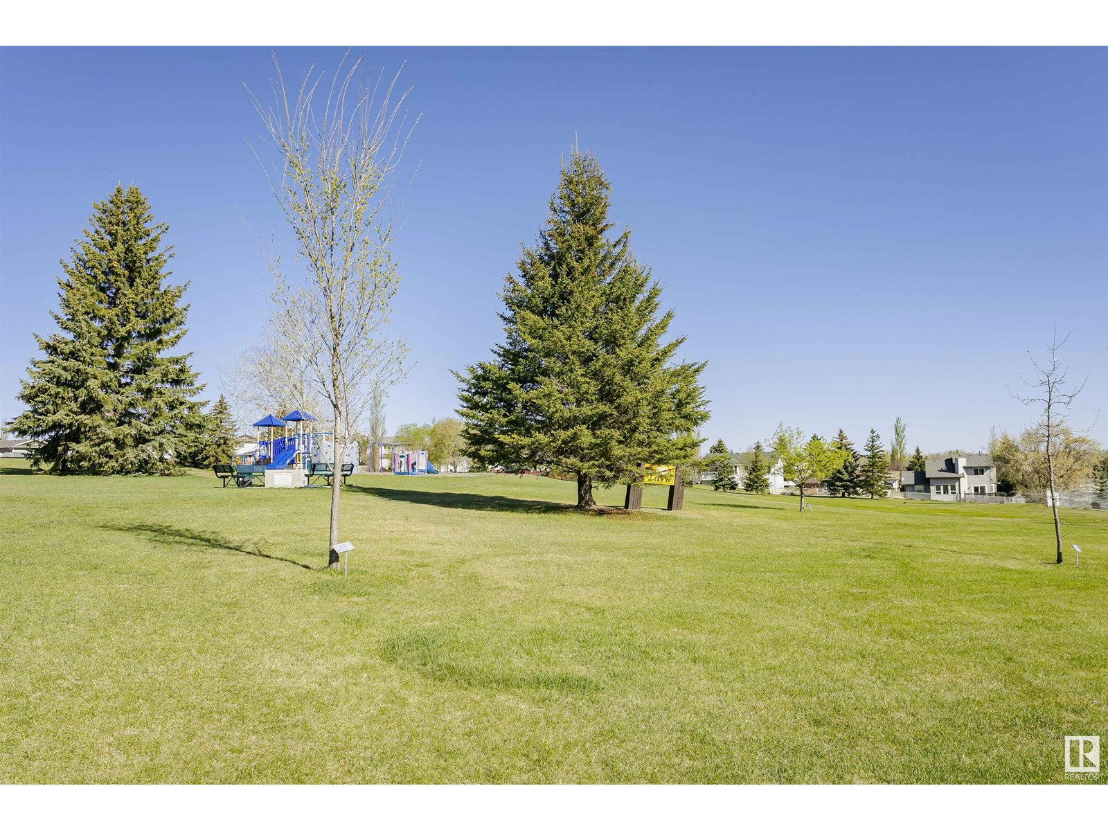 Photo 38 of 129 Diamond Dr, Millet AB